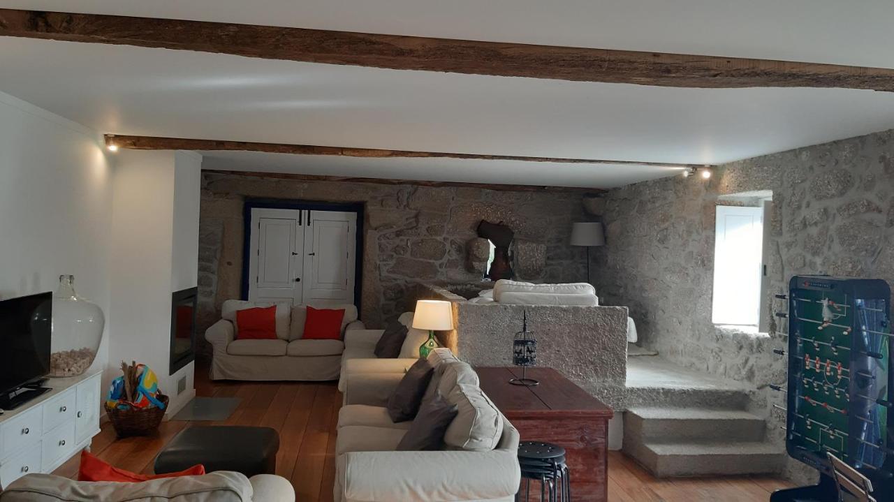 Eido Do Carvalhoso - Casa De Campo Em Arcos De Valdevez Exterior photo