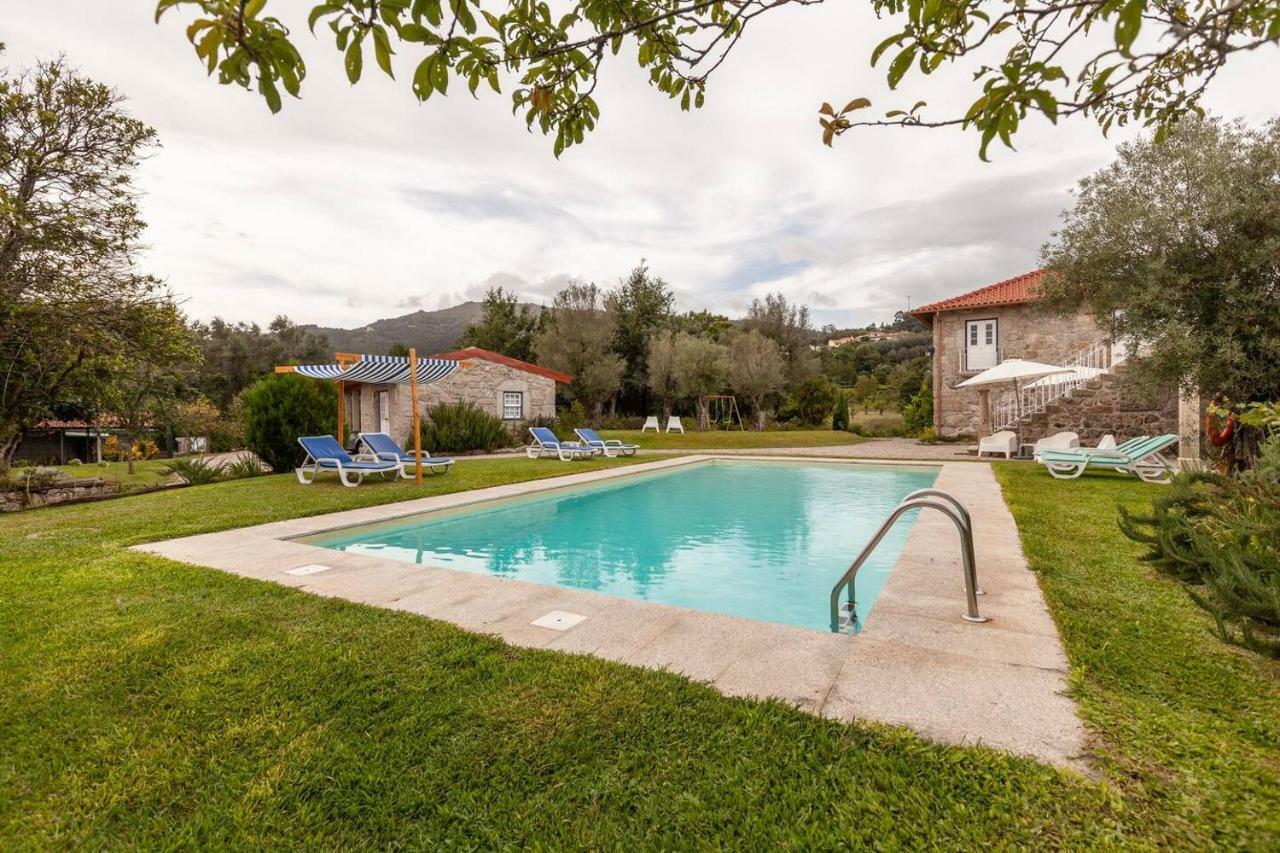 Eido Do Carvalhoso - Casa De Campo Em Arcos De Valdevez Exterior photo