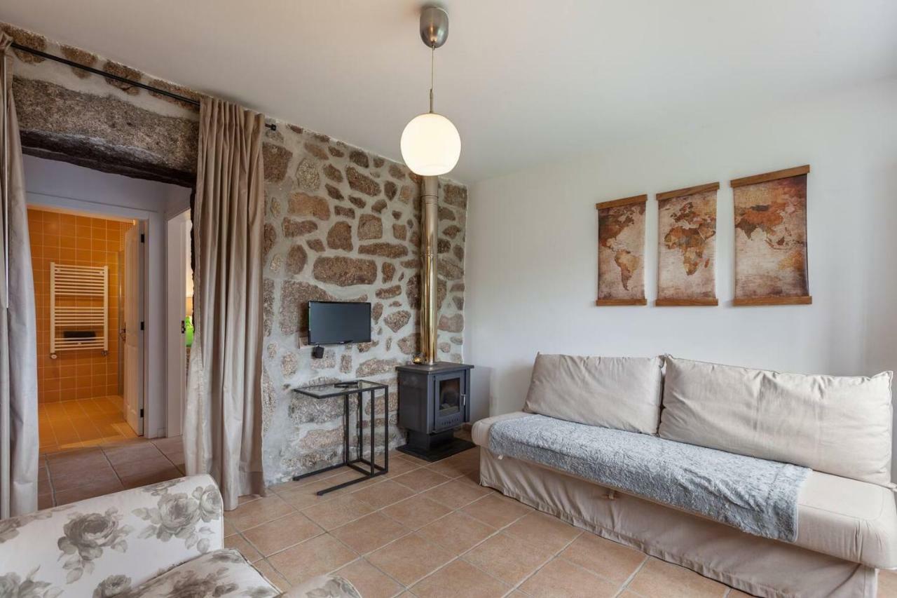 Eido Do Carvalhoso - Casa De Campo Em Arcos De Valdevez Exterior photo