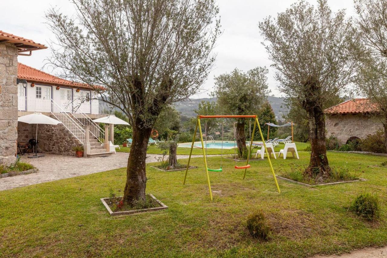 Eido Do Carvalhoso - Casa De Campo Em Arcos De Valdevez Exterior photo